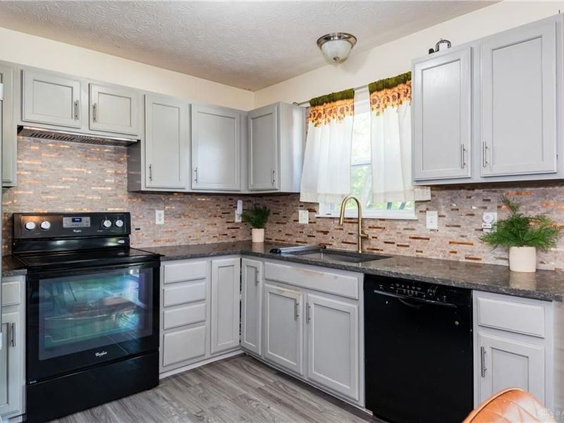 1361 Kern Drive, Germantown, OH 45327 Photo 14
