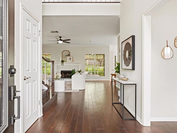 6123 Ginita LN , Austin, TX 78739