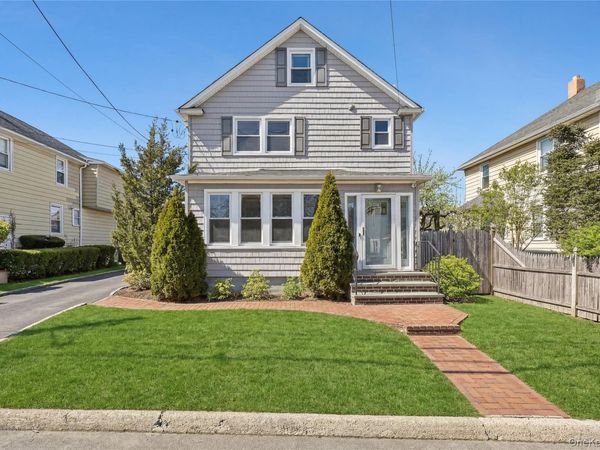 11 Miller Street , Unit 2, Glen Cove, NY 11542