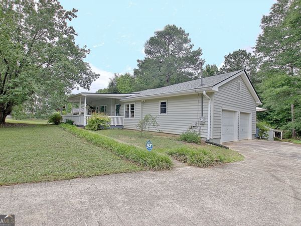 70 Moore Road, Newnan, GA 30263