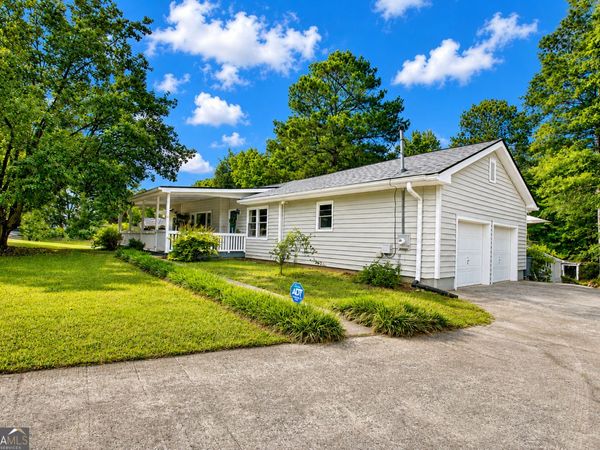 70 Moore Road, Newnan, GA 30263