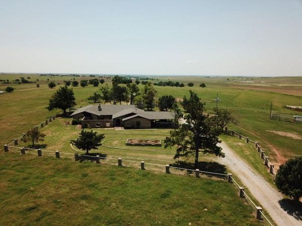 413 County Road 1250 , Pocasset, OK 73079