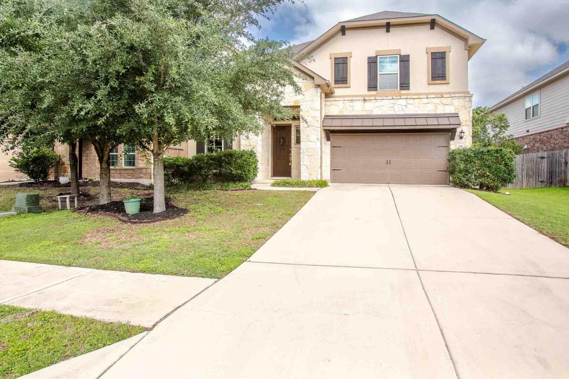268 Brockston Dr, Buda, TX 78610 Main Photo