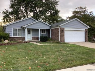 1646 Heritage Drive, CANTON, MI 48188