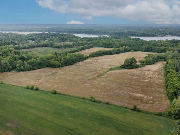 Acres North Shore Road, Hillsboro, OH 45133