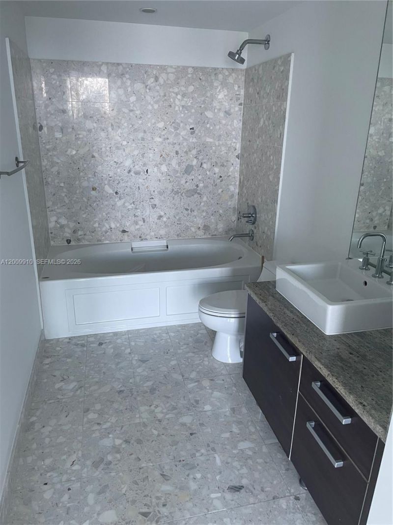 185 SW 7th St , Unit 2509, Miami, FL 33130 Photo
