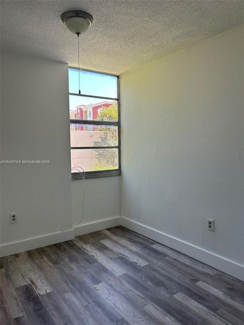 6133 SW 69th St , Unit 38, South Miami, FL 33143 Photo
