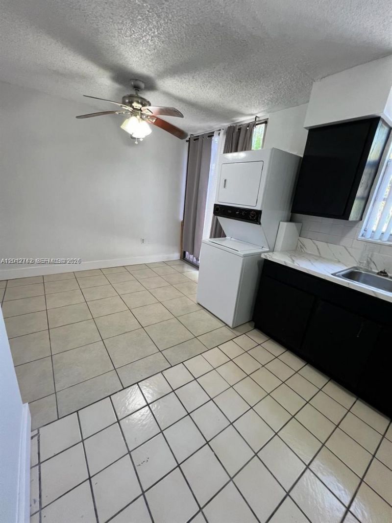 6133 SW 69th St , Unit 38, South Miami, FL 33143 Photo