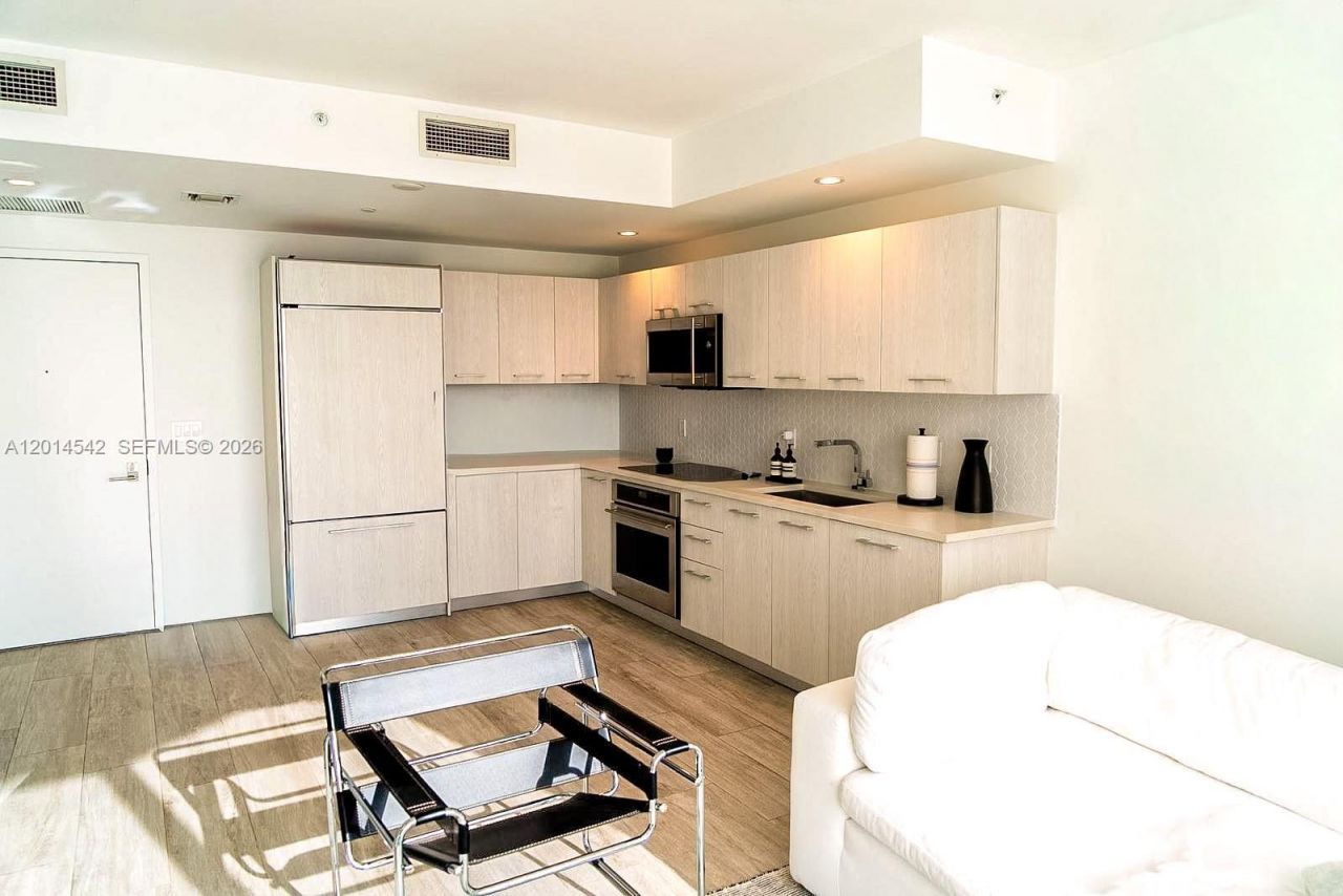 55 SW 9th St , Unit 3607, Miami, FL 33130 Photo