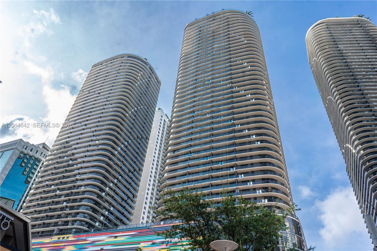 55 SW 9th St , Unit 3607, Miami, FL 33130 Photo