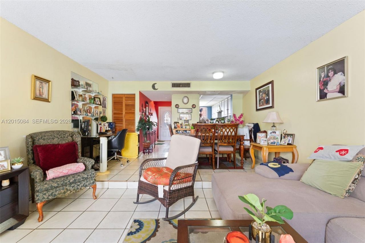606 NW 107th Ave , Unit 9B, Miami, FL 33172 Photo