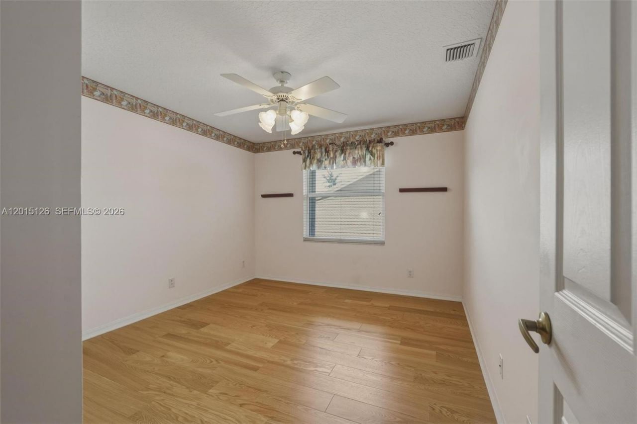 2099 NW 126th Ave, Pembroke Pines, FL 33028 Photo