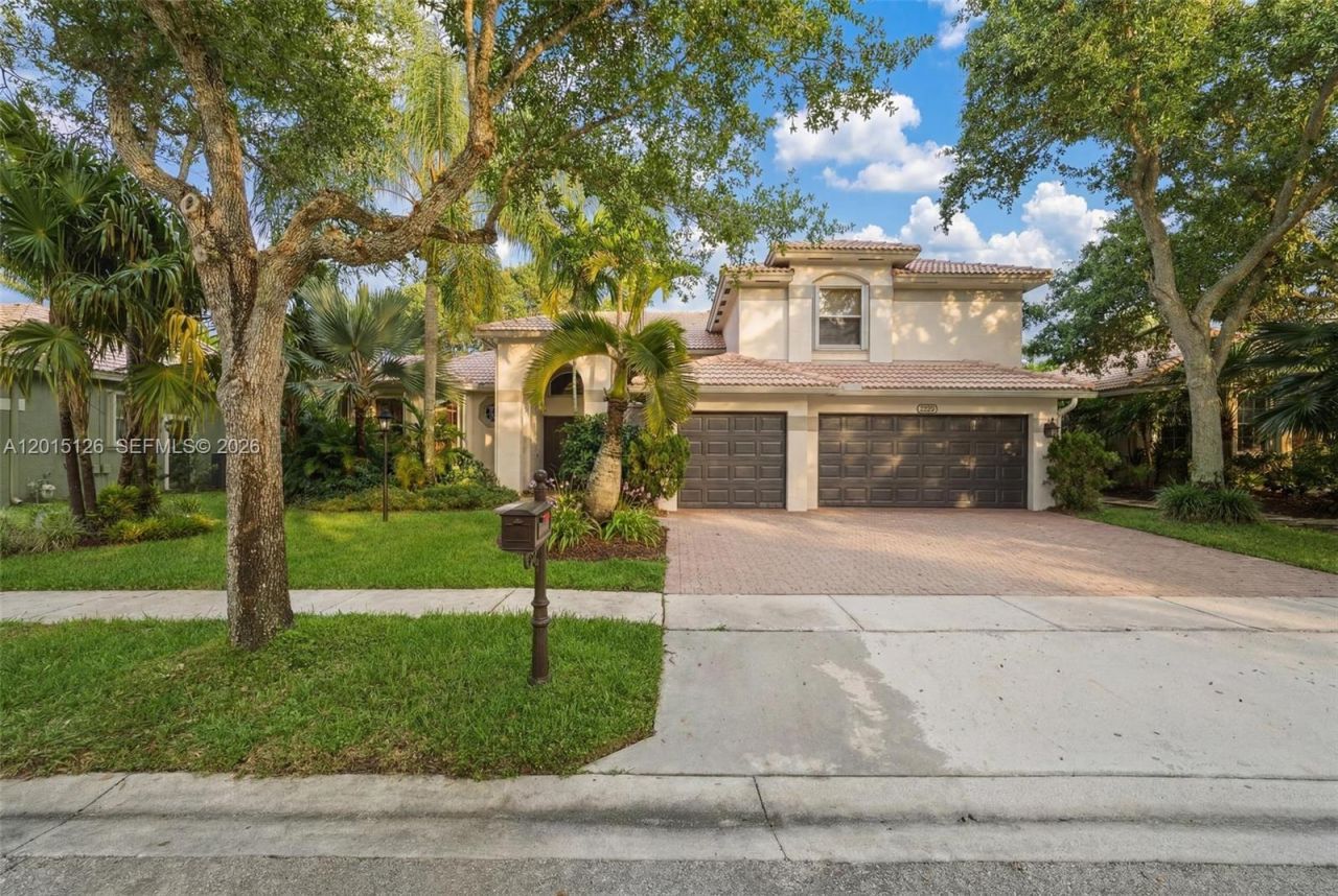 2099 NW 126th Ave, Pembroke Pines, FL 33028 Photo