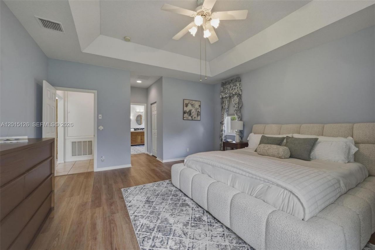 2099 NW 126th Ave, Pembroke Pines, FL 33028 Photo