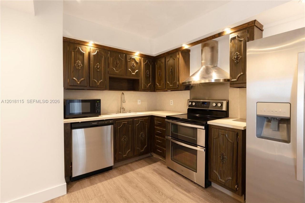 2851 NE 183rd St, Unit 504E, Aventura, FL 33160 Photo
