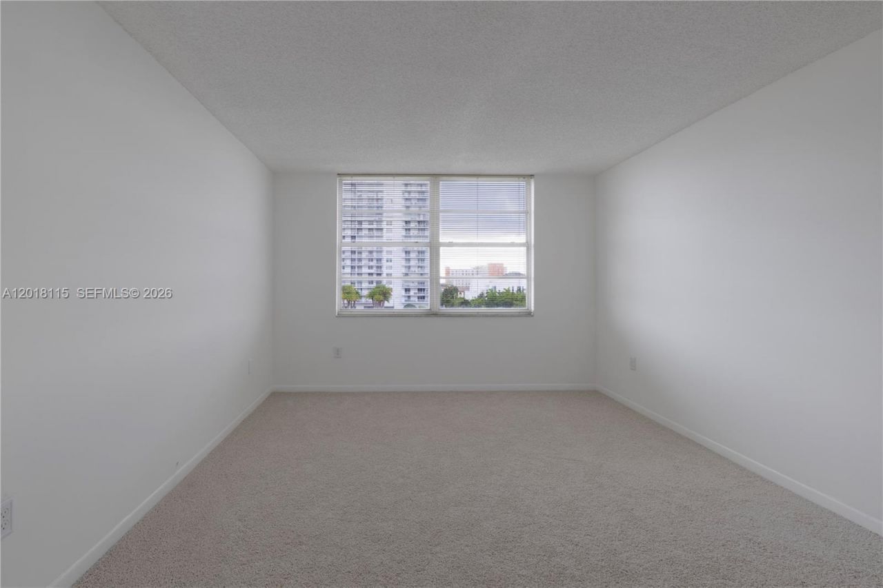 2851 NE 183rd St, Unit 504E, Aventura, FL 33160 Photo