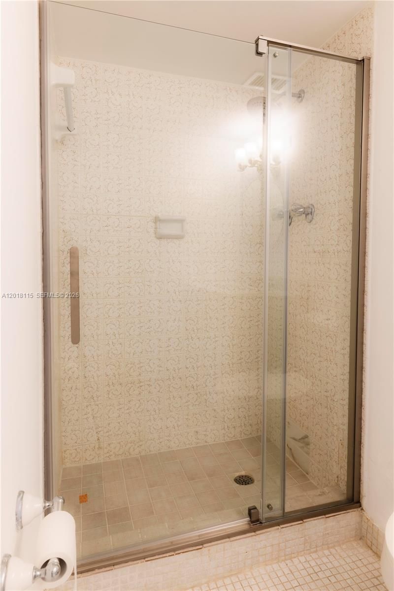 2851 NE 183rd St, Unit 504E, Aventura, FL 33160 Photo