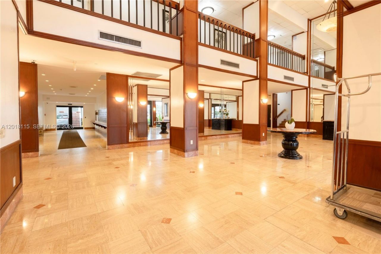 2851 NE 183rd St, Unit 504E, Aventura, FL 33160 Photo
