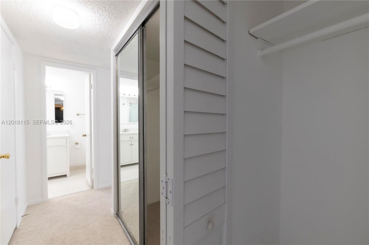 2851 NE 183rd St, Unit 504E, Aventura, FL 33160 Photo