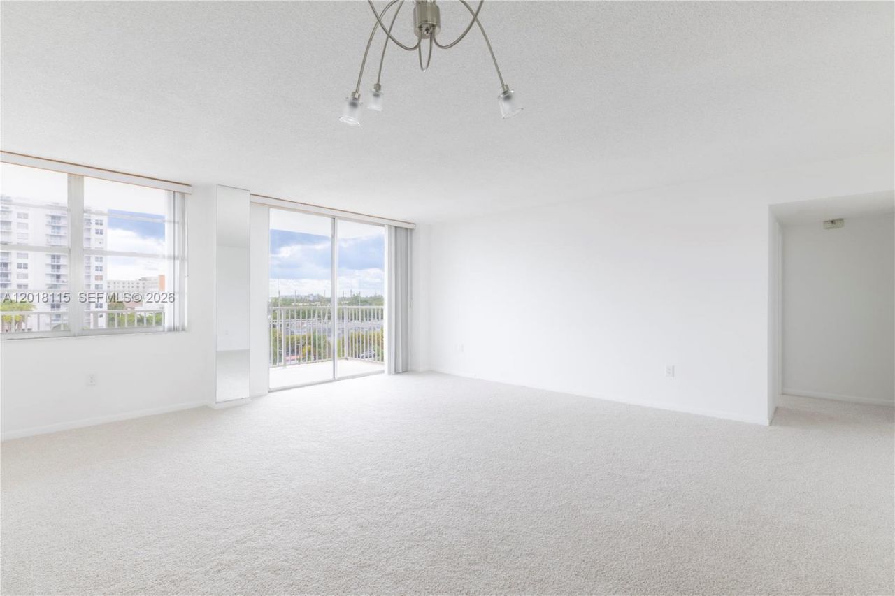 2851 NE 183rd St, Unit 504E, Aventura, FL 33160 Photo