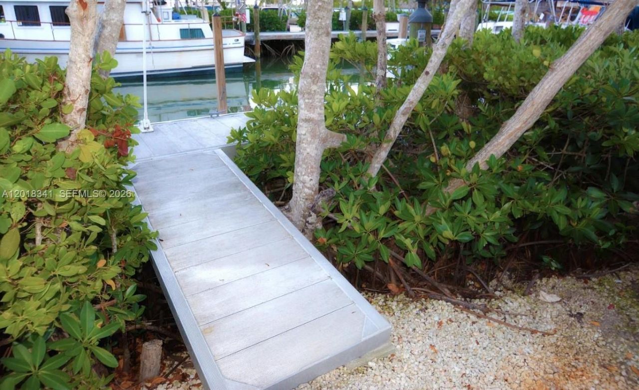 100 Morr Ln C13, Key Largo, FL 33037 Photo