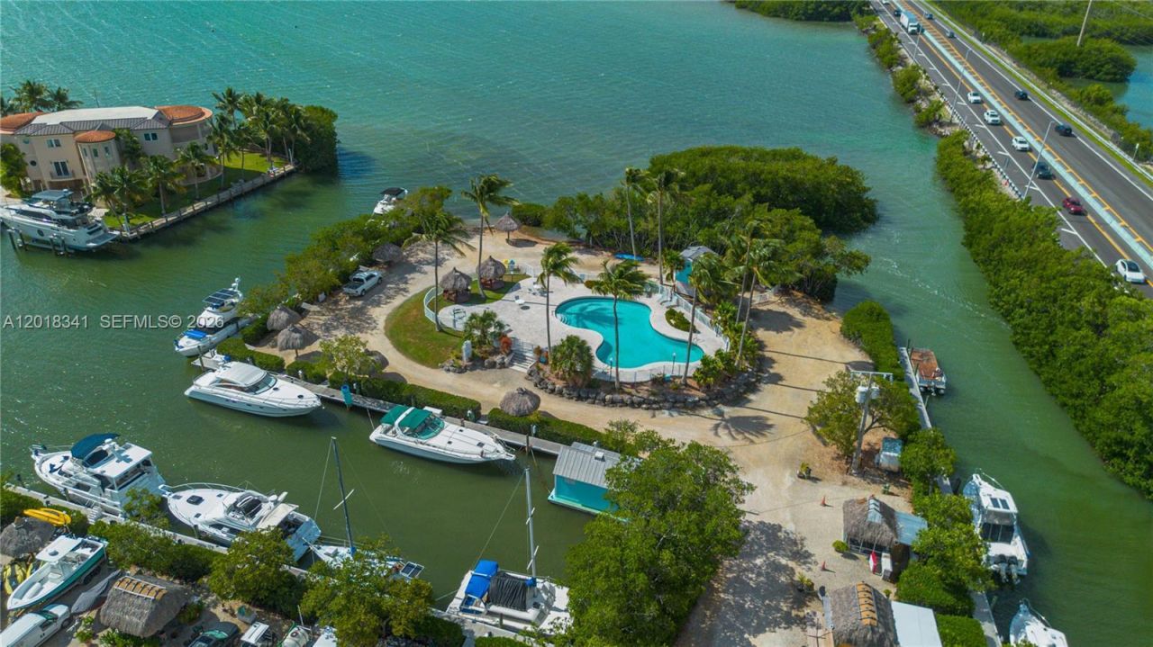 100 Morr Ln C13, Key Largo, FL 33037 Photo
