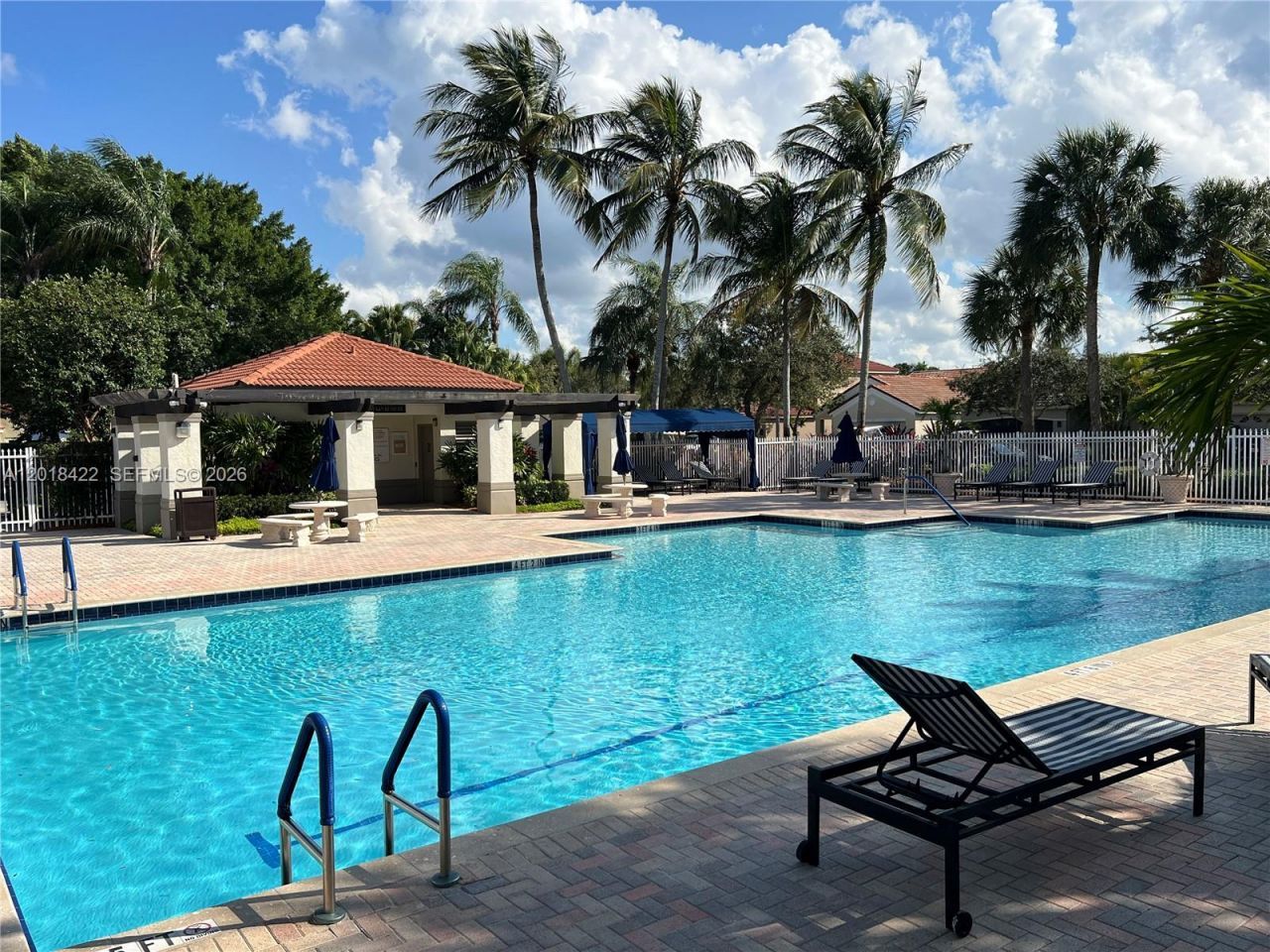 982 Sevilla Cir , Unit 982, Weston, FL 33326 Photo