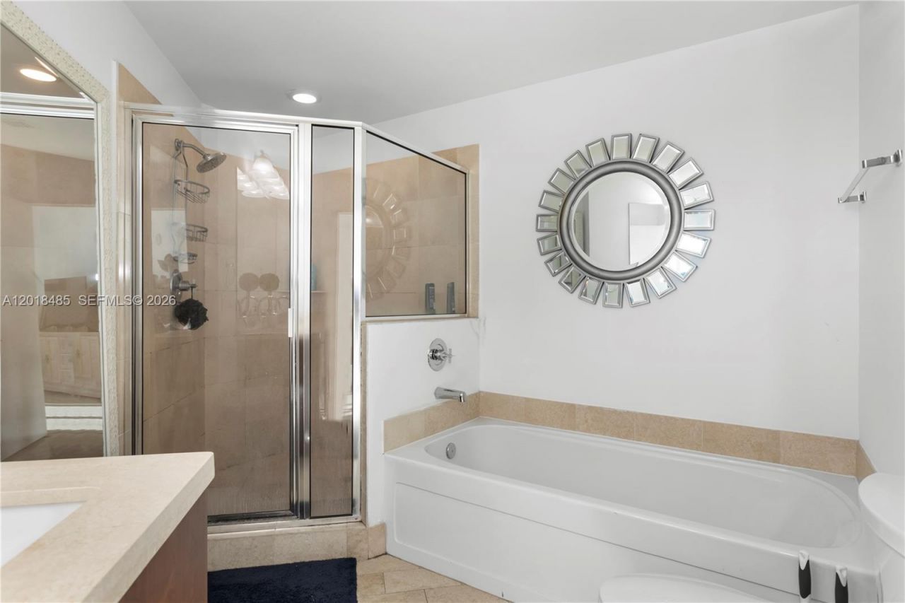 1111 SW 1st Ave , Unit 2925-N, Miami, FL 33130 Photo