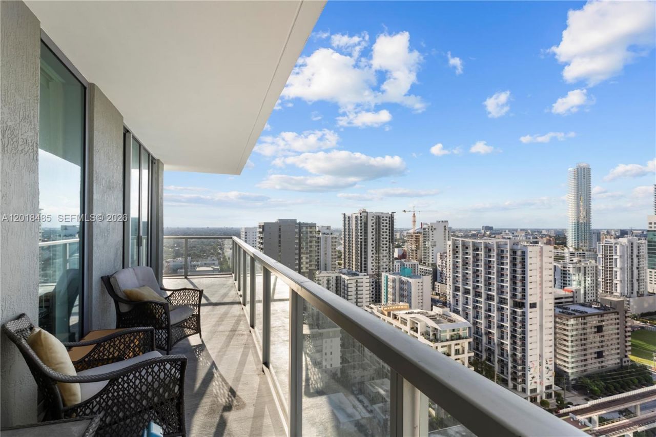 1111 SW 1st Ave , Unit 2925-N, Miami, FL 33130 Photo