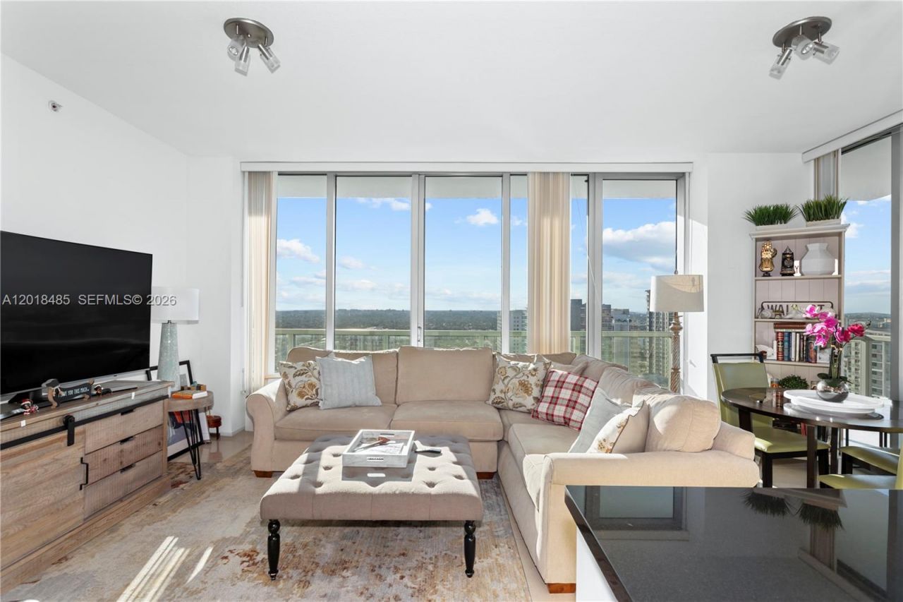 1111 SW 1st Ave , Unit 2925-N, Miami, FL 33130 Photo