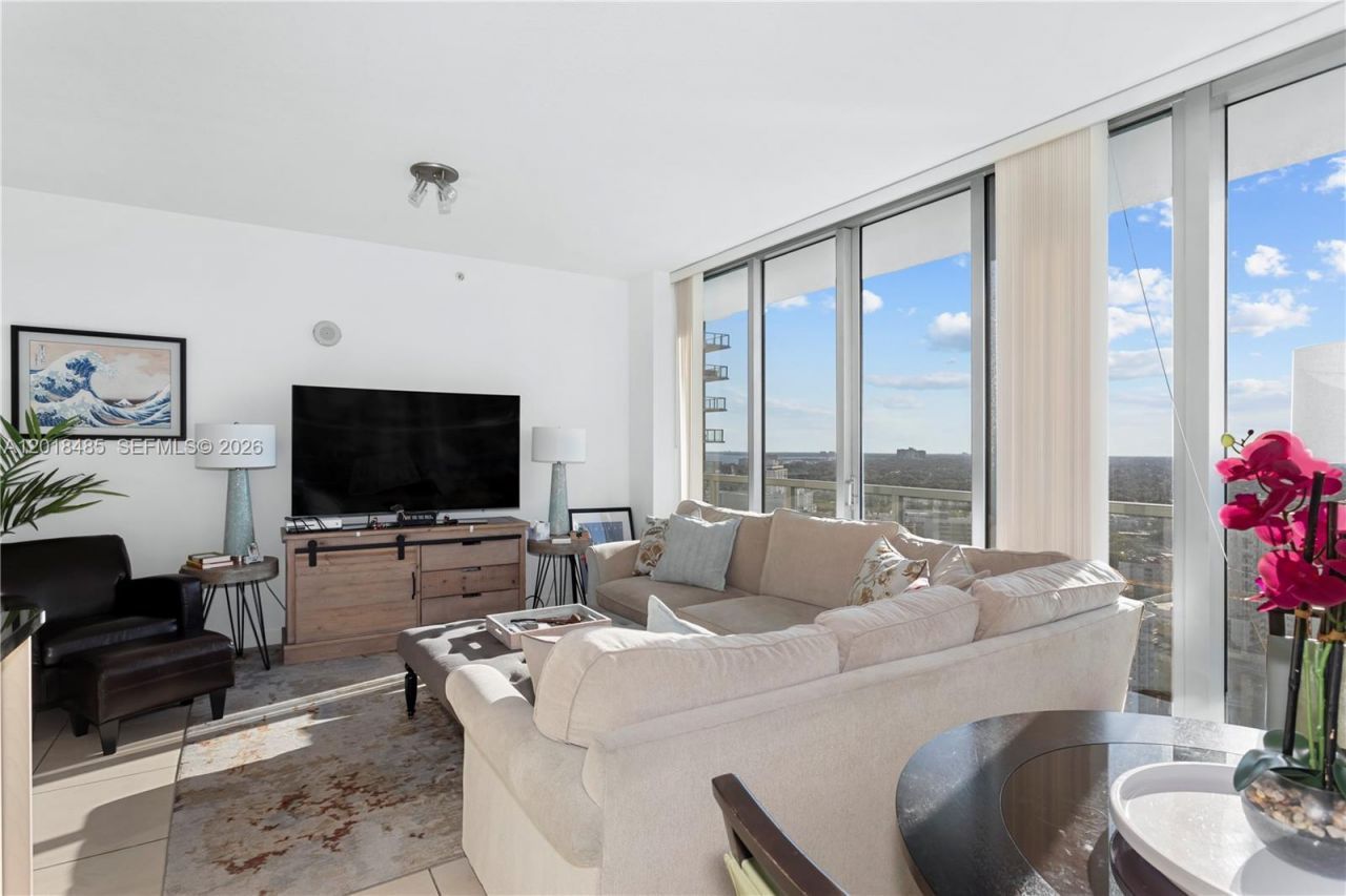 1111 SW 1st Ave , Unit 2925-N, Miami, FL 33130 Photo