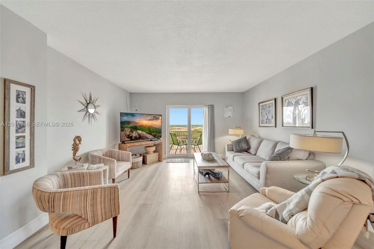 3575 Broken Woods Dr, Unit 1004, Coral Springs, FL 33065 Main Photo