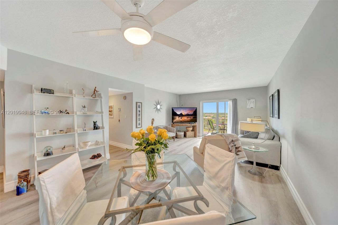 3575 Broken Woods Dr, Unit 1004, Coral Springs, FL 33065 Photo