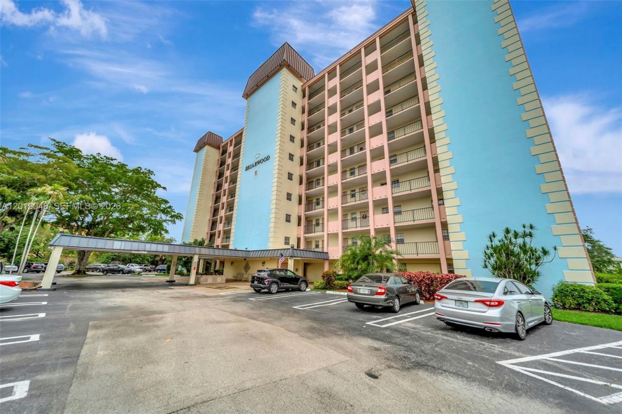 3575 Broken Woods Dr, Unit 1004, Coral Springs, FL 33065 Photo