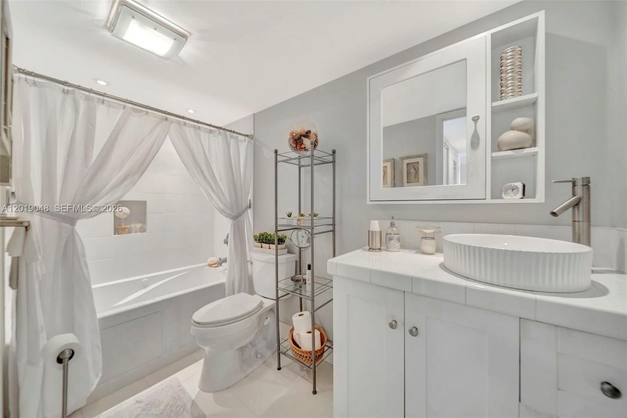 3575 Broken Woods Dr, Unit 1004, Coral Springs, FL 33065 Photo