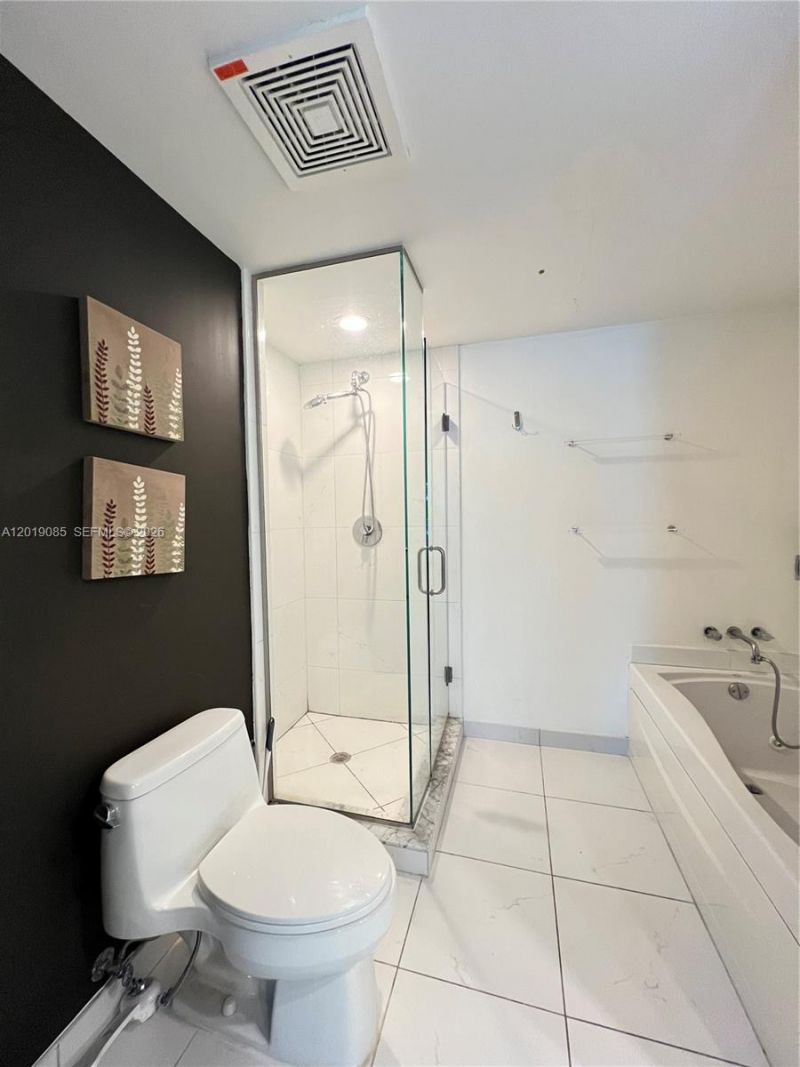 55 SE 6th St , Unit 3305, Miami, FL 33131 Photo