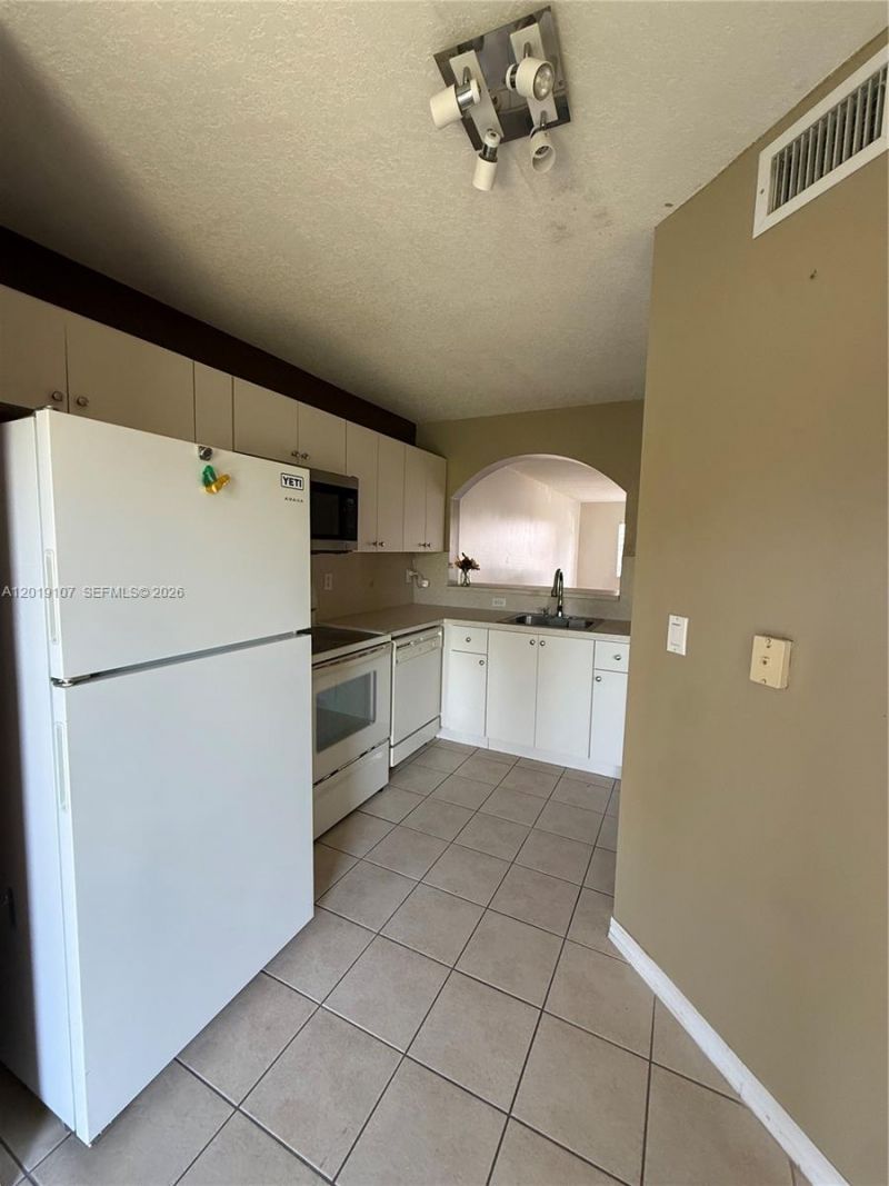 1271 SE 28th Ct , Unit 105, Homestead, FL 33035 Photo
