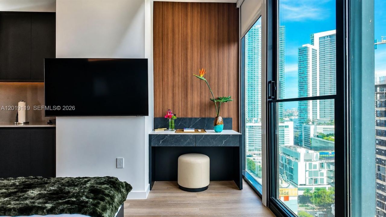 20 NE 11th St , Unit 4406, Miami, FL 33132 Photo