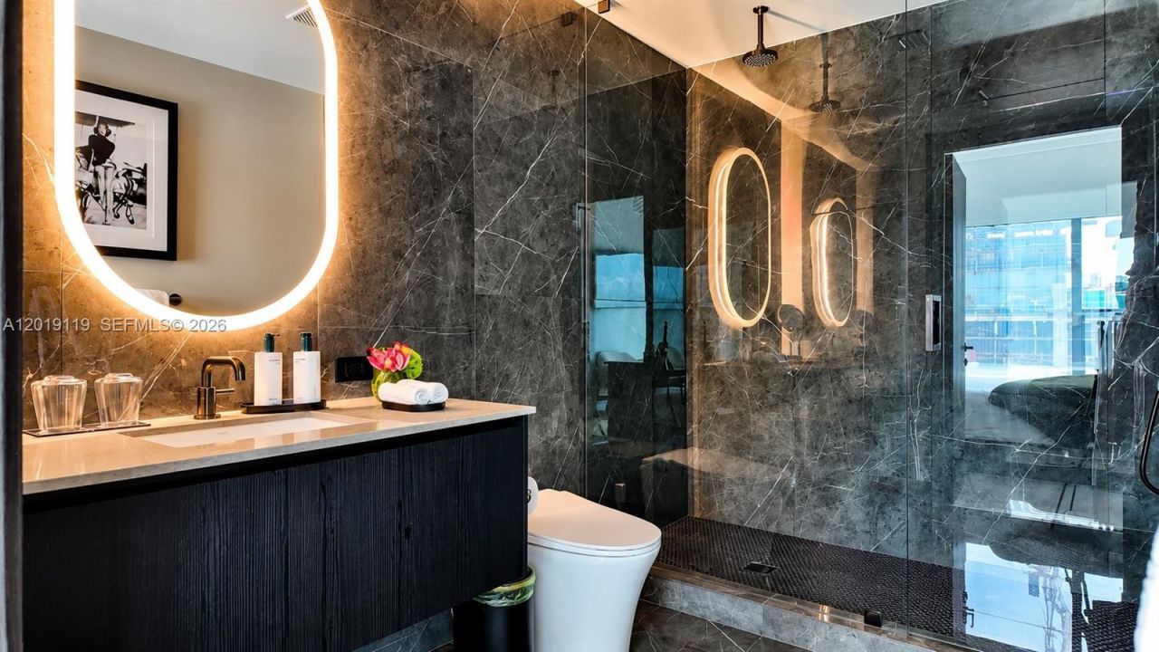 20 NE 11th St , Unit 4406, Miami, FL 33132 Photo