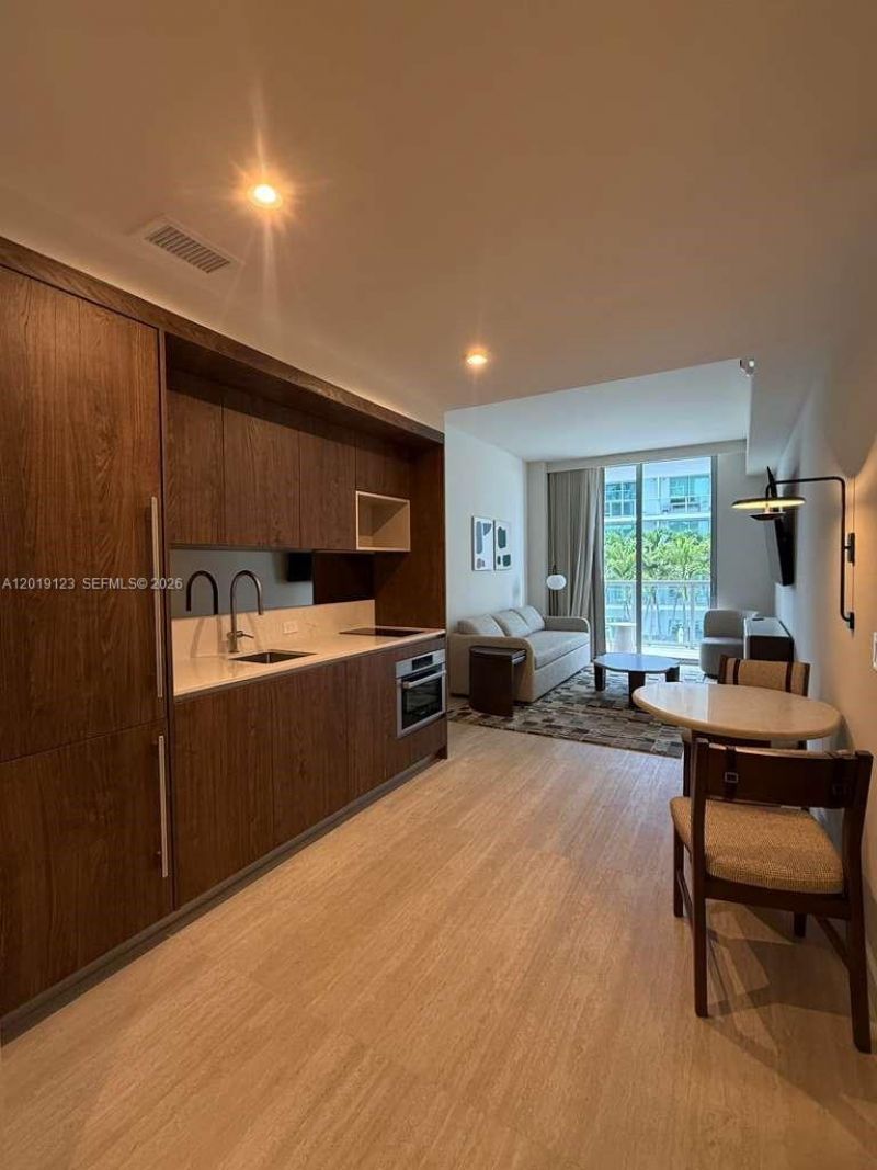 1611 SW 2nd Ave , Unit 510, Miami, FL 33129 Photo