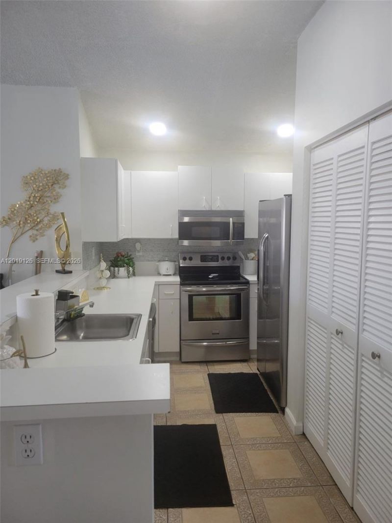 5670 NW 187th St, Miami Gardens, FL 33055 Photo