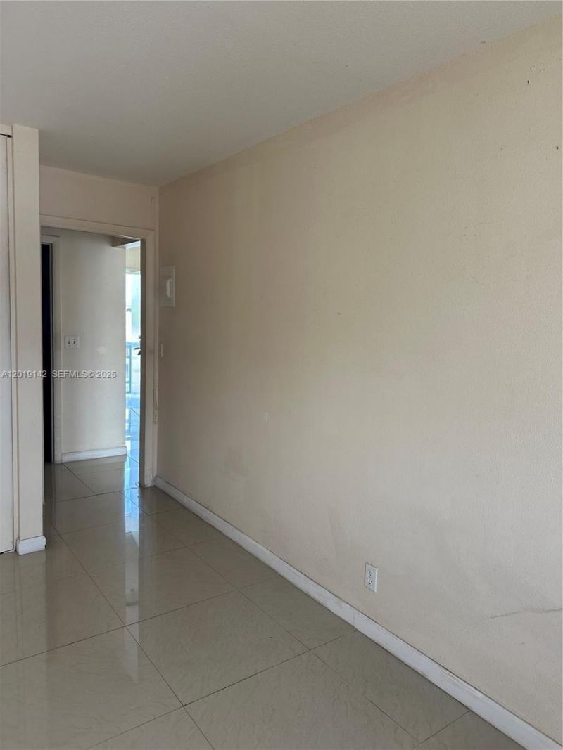 1050 E Sample Rd, Unit 208, Pompano Beach, FL 33064 Photo