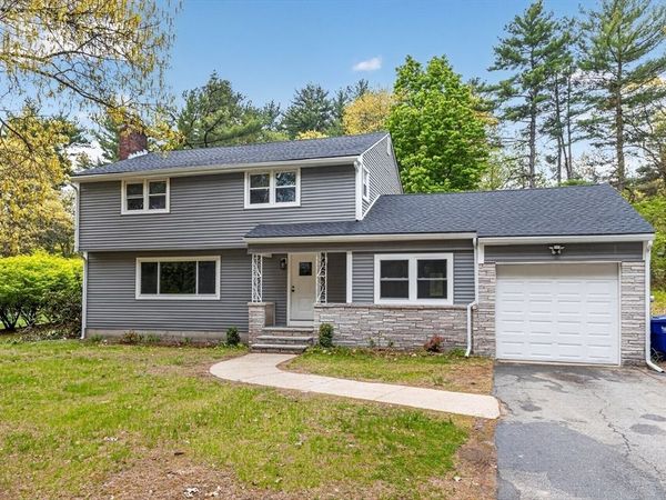 61 Jordan St, Chelmsford, MA 01863