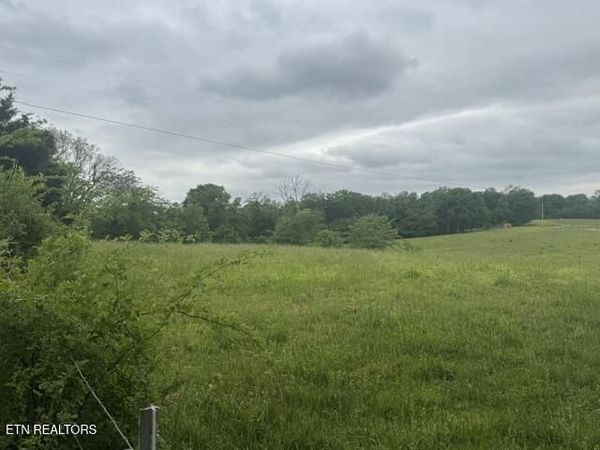 1717 Boyd Rinehart Rd, Clarksville, TN 37043