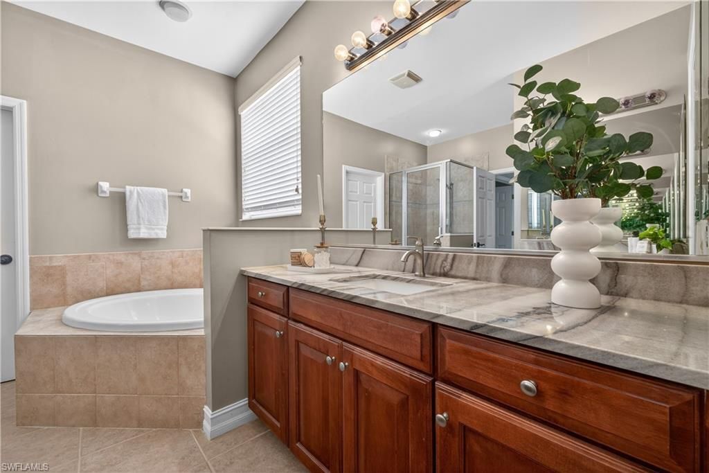 12587 Stone Tower Loop, Fort Myers, FL 33913 Photo