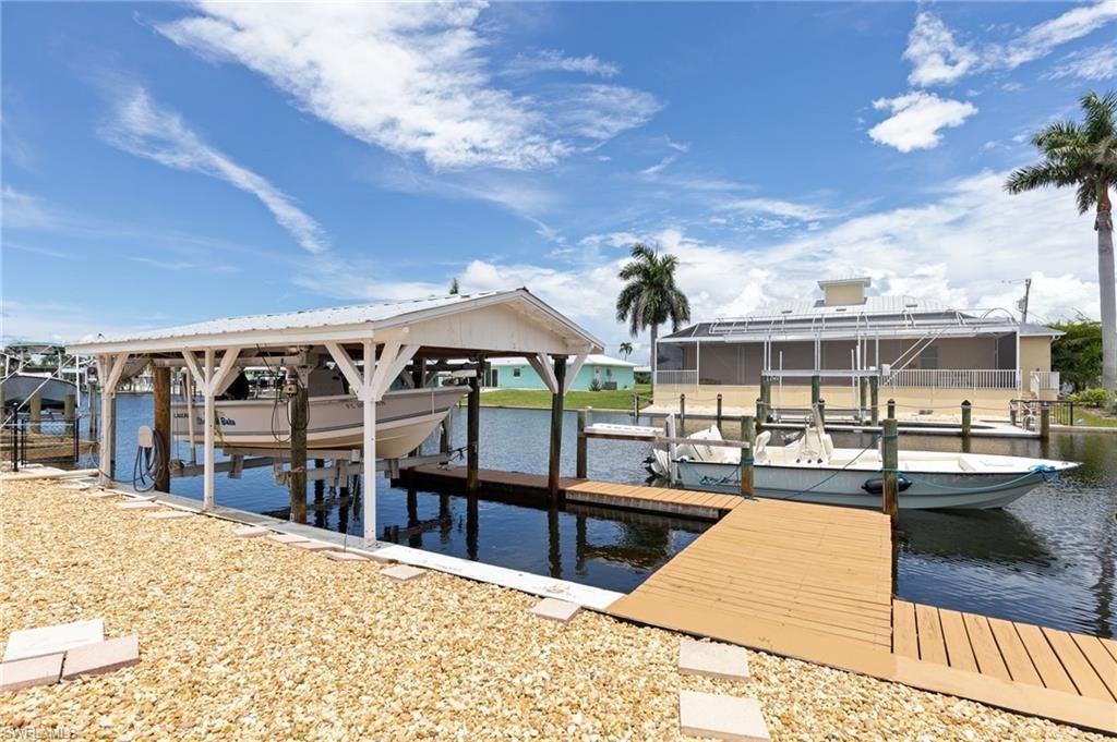 3728 Emerald Ave , Saint James City, FL 33956 Photo