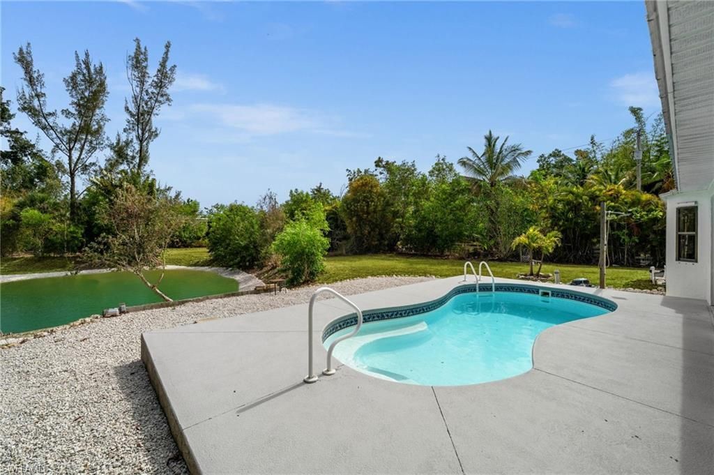 5563 Bay Point Rd, Bokeelia, FL 33922 Photo
