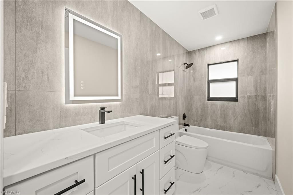 5563 Bay Point Rd, Bokeelia, FL 33922 Photo