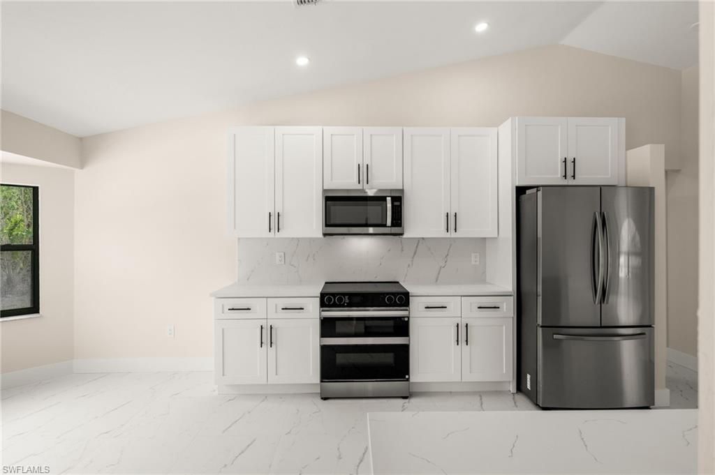 5563 Bay Point Rd, Bokeelia, FL 33922 Photo