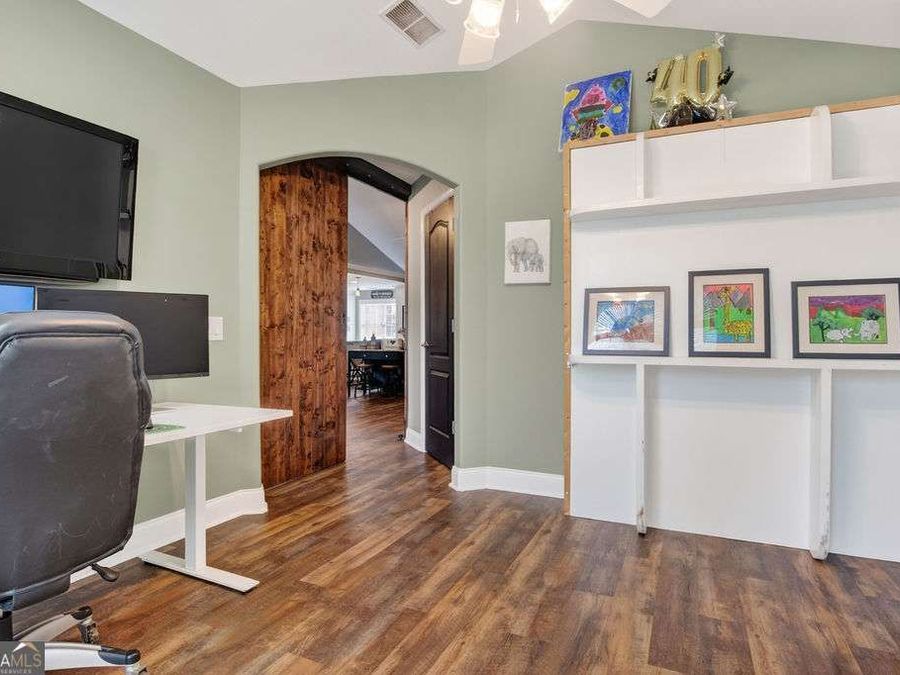 Property Image 19